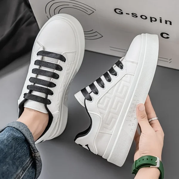 2025 New Classic White Shoes Mens Round Headed Sponge Cake Campus Fashion Trend Versatile Shoes - Image 3