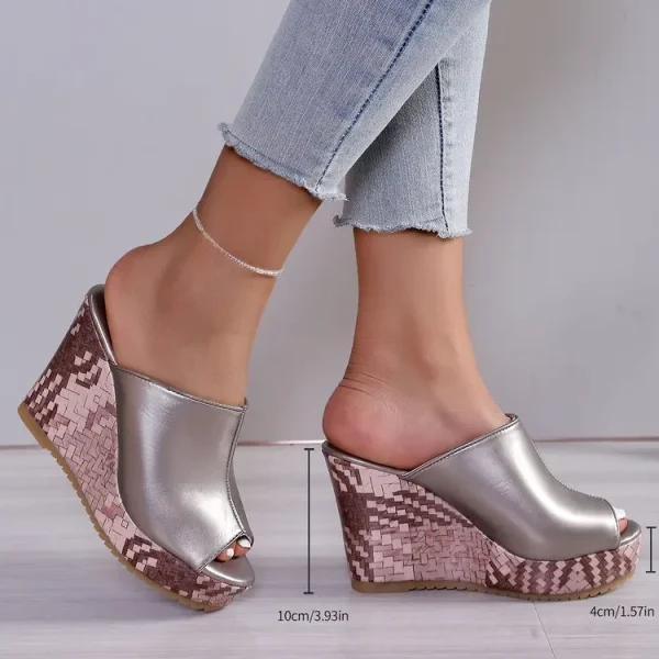 2025 New Style Fashion Wedge Heels Mules Sandals Women Summer Ladies slippers - Image 2