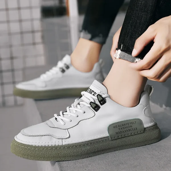 2025 New Men's High-quality Leisure Flat Shoes Fitness Walking Shoes Men's Leather White Shoes - Image 5