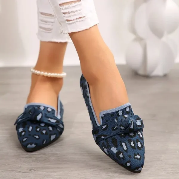2025 Pointed Toe Flat Single Shoes One Foot Stirrup Casual Women's Shoes - Image 2
