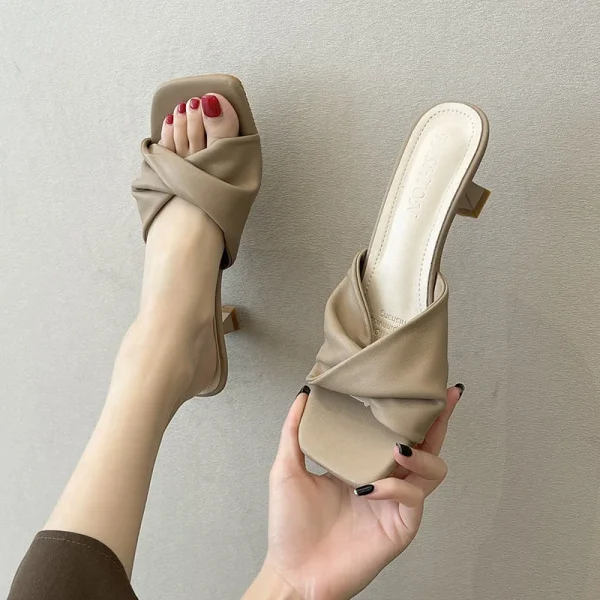2025 Summer Women's Outer Wear Half Slippers New Style Simple High Heel Slide Sandals Slip-on Cat Heel High Heel - Image 6