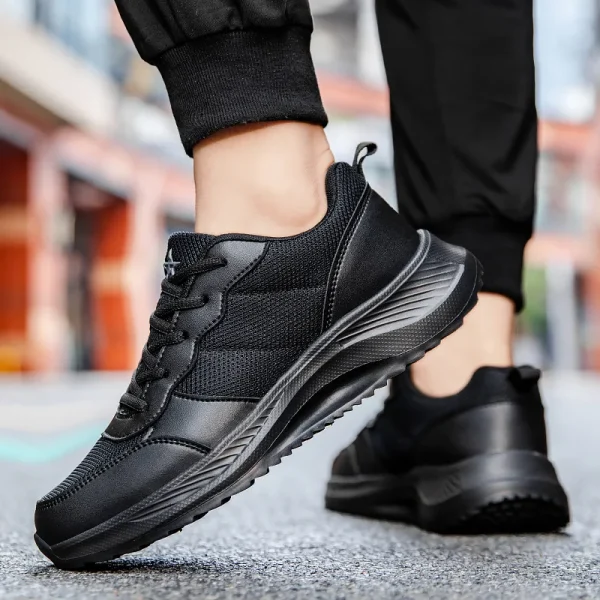 2025 High Quality Training Running Shoes Comfortable Breathable Mesh Men's Shoes Solid Color Style Sneakers - Image 5