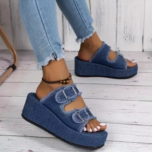 2025 New Creative Little Fragrance Slipper Movement Thick Bottom Slippers Fashionable Versatile Cowboy Flat Sandals - Image 4