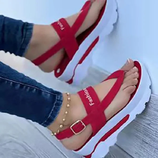 Summer Cross Border 2025 Foreign Trade Large  Clip Toe Buckle Sandals for Women in Southeast Asia New - Image 3