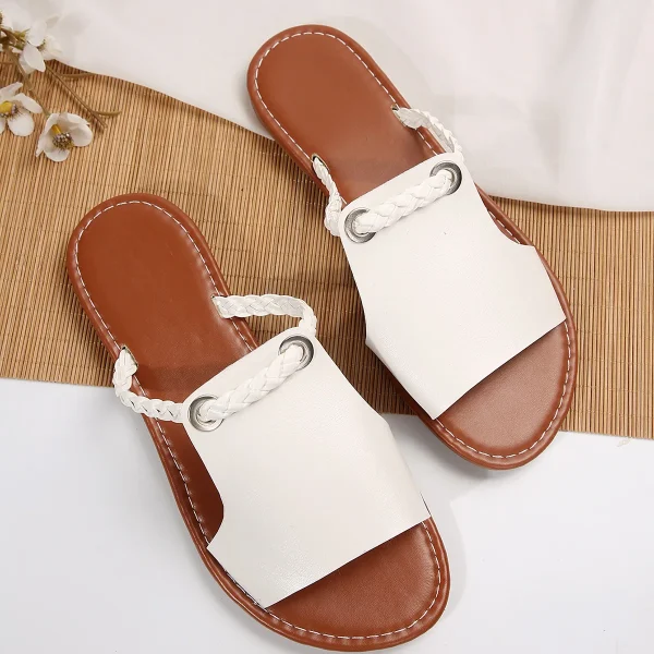 2025 Summer New Thin Sole Beach Sandals Comfortable and Non Wear Ethnic Style Women's Shoes - Image 6