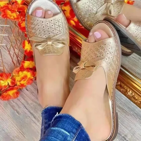 2025 New Fashion Women's Summer Soft Sole Light New Fashion Flat Platform Sandals for Women and Ladies