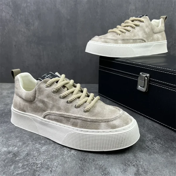 2025 New  Thick Soled Printed Fashion Niche Design Versatile Height Increasing Board Casual Shoes for Men - Image 5