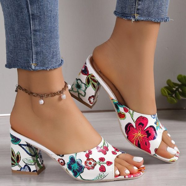 2025 Women's Roman Style Printed High-Heeled Slippers Fashionable Coarse Heel Summer Winter Beach Sandals