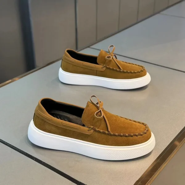 2025 Mens Casual Skateboard Shoes Breathable Slip Platform Low Top Dress Walking Loafers Fashion Rubber Running Shoes