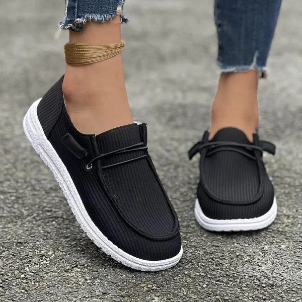 2025 New Style Ladies Cheap Flat Light Weight Breathable Slip-On Loafers High Quality Fashion Women's Shoes - Image 2