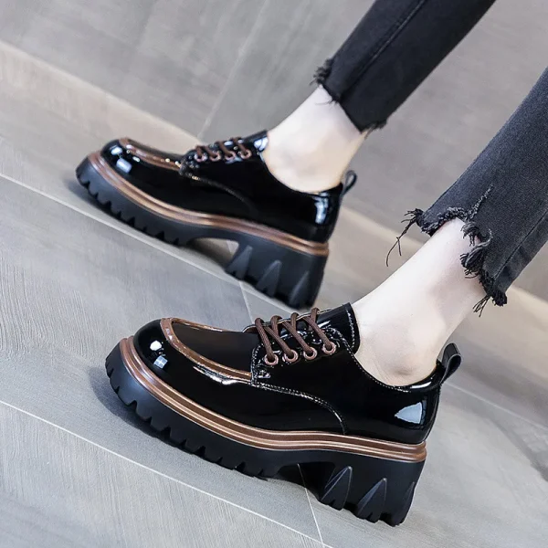 2025  Fashion Leather Women Loafers Shoes High Quality Casual Loafers Women - Image 3