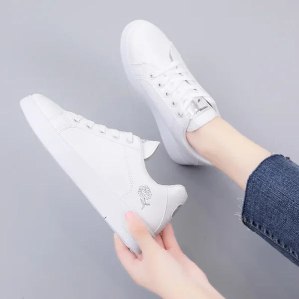 New Women's Shoes PU Leather Breathable Sports Style Casual Board Shoes Student Small White Shoes - Image 4