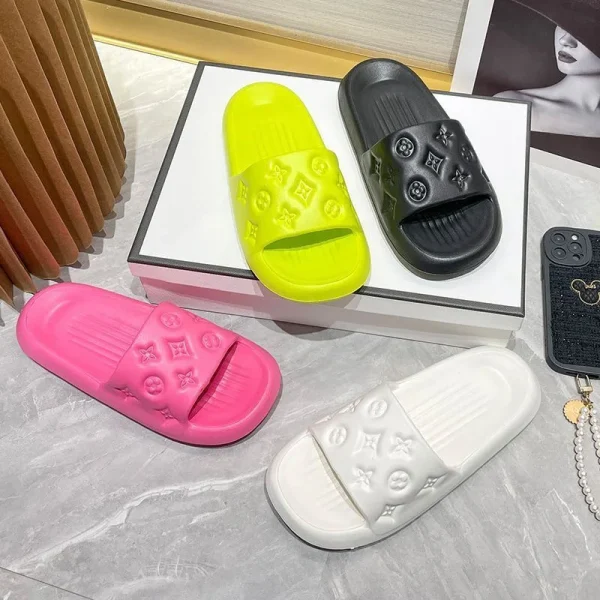 2025 Fashion Design Flat Soft Emboss Flower Upper Outdoor Home Women slippers Sandals