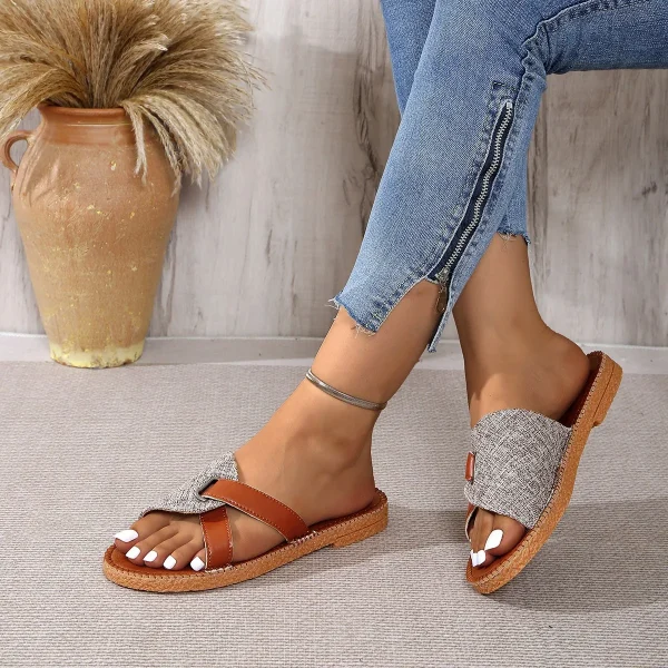 2025 Summer Women for Women Foreign Trade Large Size  Solid New Flat slippers SandalsColor Wearable Casual Shoes - Image 4