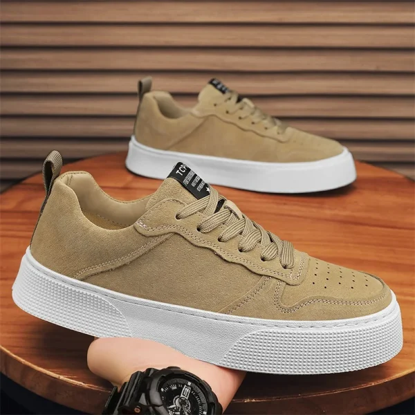 2025 New Trend Fashion Lightweight Casual Sports Shoes Soft Sole Comfortable Walking Style Shoes for Men - Image 4