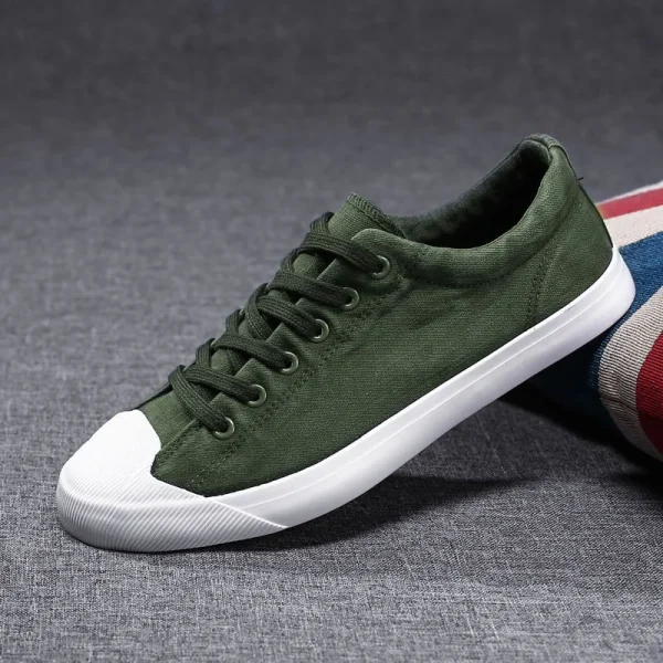 2025 Canvas Shoes Breathable Casual Shoes Simple Skateboard Shoes - Image 3