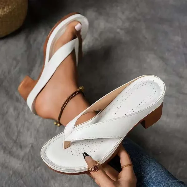 2025 Summer New Style European American Large Size Flip-Flops Women's Thick High Heel Fashion Sandals Outdoor Sandal Wholesale - Image 4