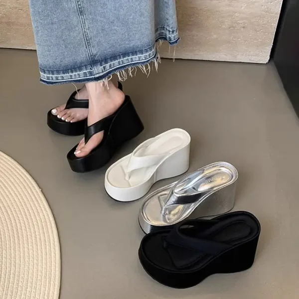 2025 Flip Flop Summer High Quality Thick Sole Thong Spring Shoes Women's Wedge Platform Sandals