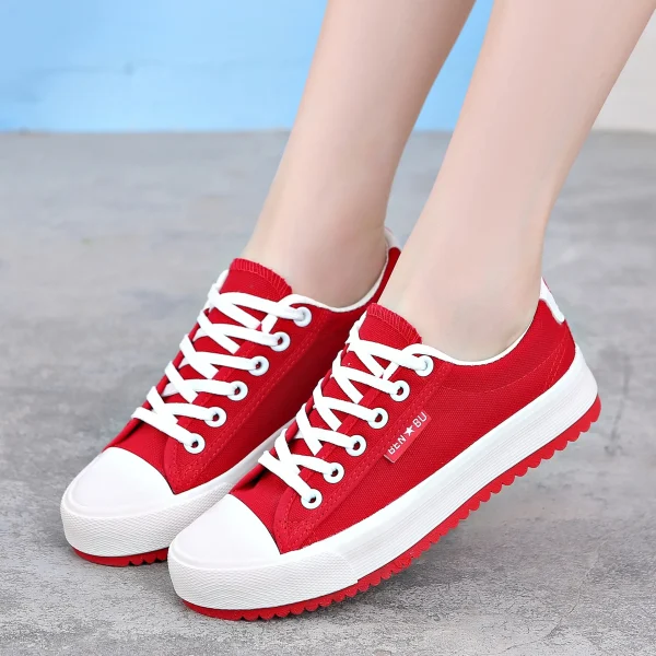 2025 New Low-top Women's Thick-soled Canvas Shoes Fashion Platform Large Size Women's Shoes - Image 2