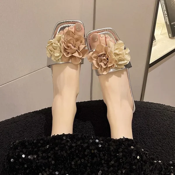 2025 New Style Fashionable Flower Women's Cold Slippers Flat Bottom One Word Slippers - Image 6