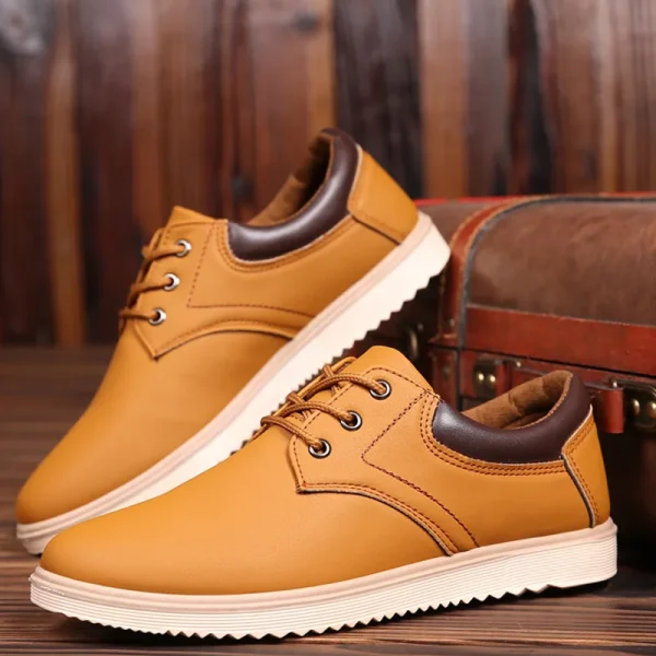 2025 Men's Fashion Leather Sneakers Lightweight Lace up Casual Tennis Shoes Comfortable Breathable Walking Shoes