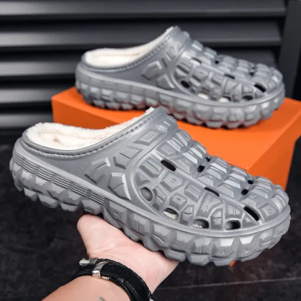 2025 New Casual Sandals for Men Autumn and Winter Warmth Classic Three-color Fashion Garden Shoes - Image 3