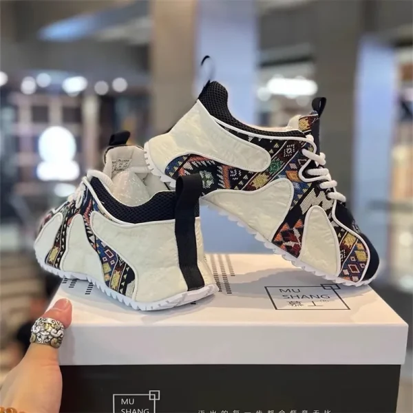 2025 Mens Lightweight Breathable Shoes Minimally Printed Casual Casual Thick Sole Lace up Sports Comfort Versatile Mens Shoes - Image 4