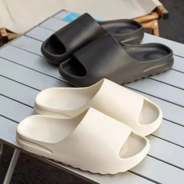 2025 Men's Summer Fashionable Outdoor Flip Flops Trendy Non-Slip Korean Style Personality Slippers for Couples in Large Sizes - Image 2
