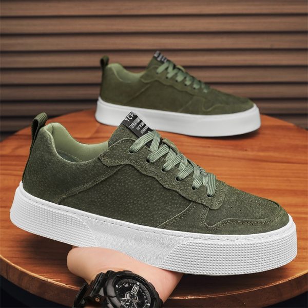 2025 New Trend Fashion Lightweight Casual Sports Shoes Soft Sole Comfortable Walking Style Shoes for Men - Image 2
