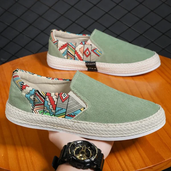 2025 New Men's Shallow Cloth Shoes Wearable and Comfortable Breathable Casual Flat Shoes Youth Student Shoes - Image 2