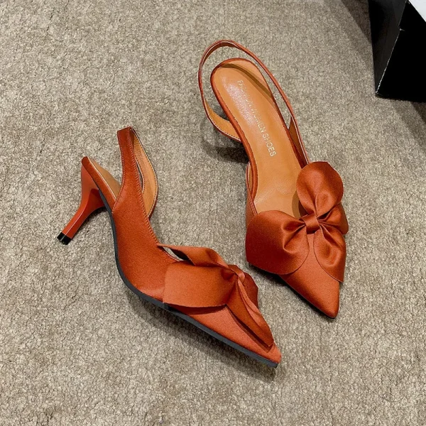 2025 New Silk Flower Design Solid Color Bow Tip Side Empty Simplicity Elegant Temperament Fine Heeled Sandals - Image 3