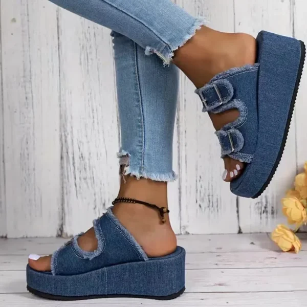 2025 New Creative Little Fragrance Slipper Movement Thick Bottom Slippers Fashionable Versatile Cowboy Flat Sandals - Image 2