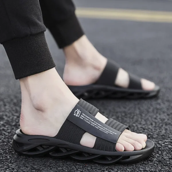 Summer slippers Men's 2025 New Men's Outer Wear Flip Flops Sandals Non-slip Sandals - Image 5