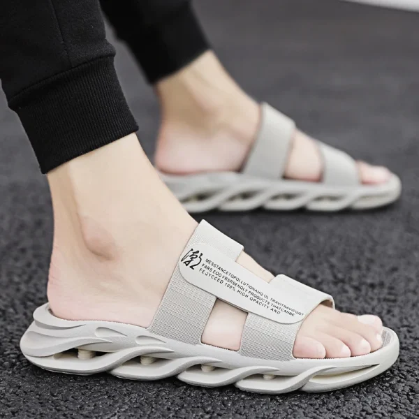 Summer slippers Men's 2025 New Men's Outer Wear Flip Flops Sandals Non-slip Sandals - Image 2