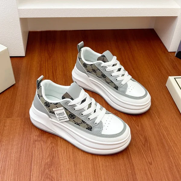2025 Fashionable High Quality Lacets Sneakers for Girls Sneakers Womens Shoes